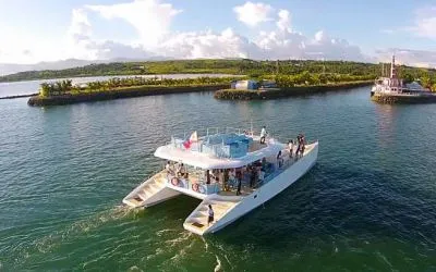 Wedding boat in Cebu city