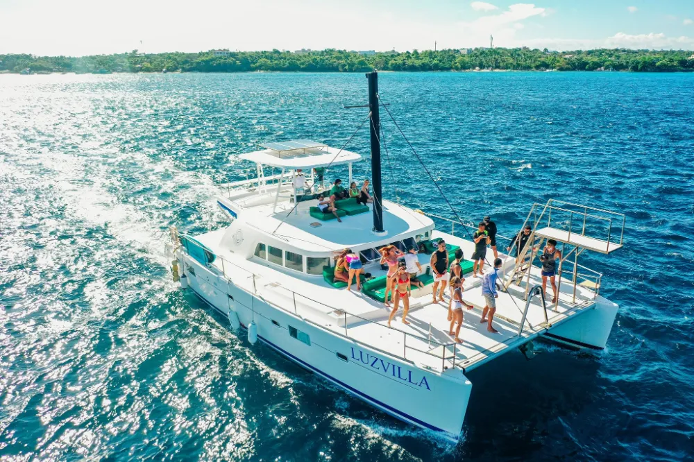 Boracay Catamaran For Rent Yacht Rental Boracay The Luxe Guide