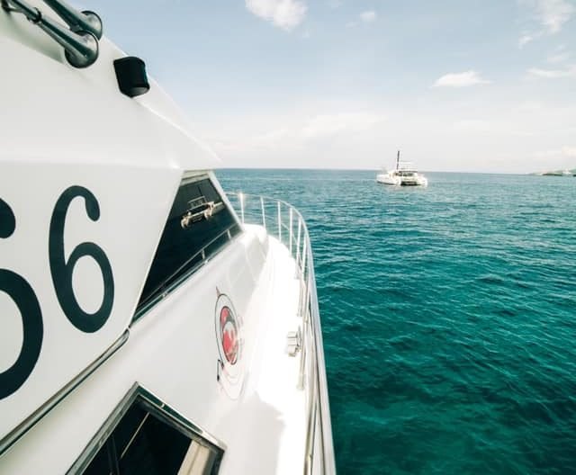 Yachts For Rent Boracay Paraw Rental Yacht Tours The Luxe Guide