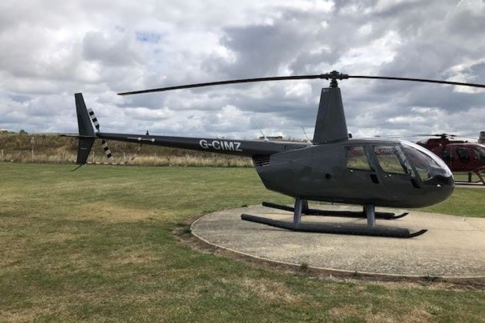 Robinson R44 - The Luxe Guide