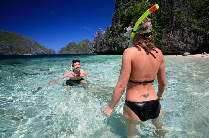 Culion Islands yacht cruise (3)