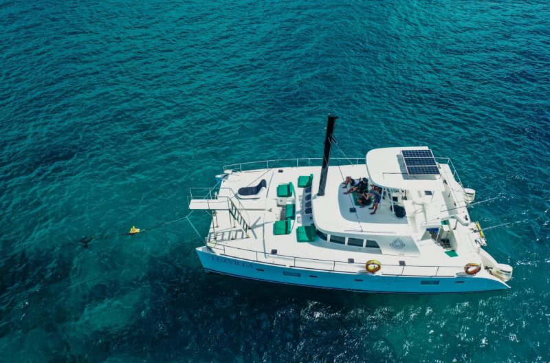 Yachts For Rent Boracay Paraw Rental Yacht Tours The Luxe Guide