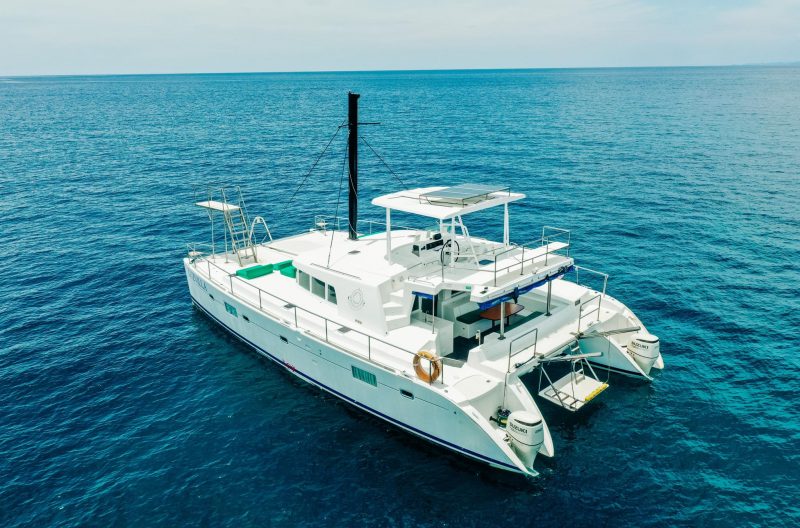 Yachts For Rent Boracay Paraw Rental Yacht Tours The Luxe Guide