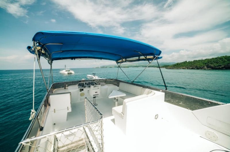 Yachts For Rent Boracay Paraw Rental Yacht Tours The Luxe Guide