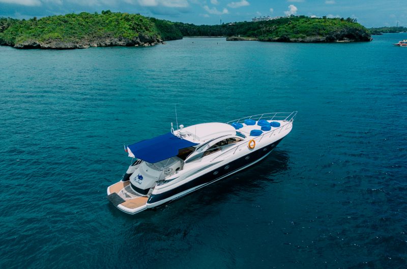 Yachts For Rent Boracay Paraw Rental Yacht Tours The Luxe Guide