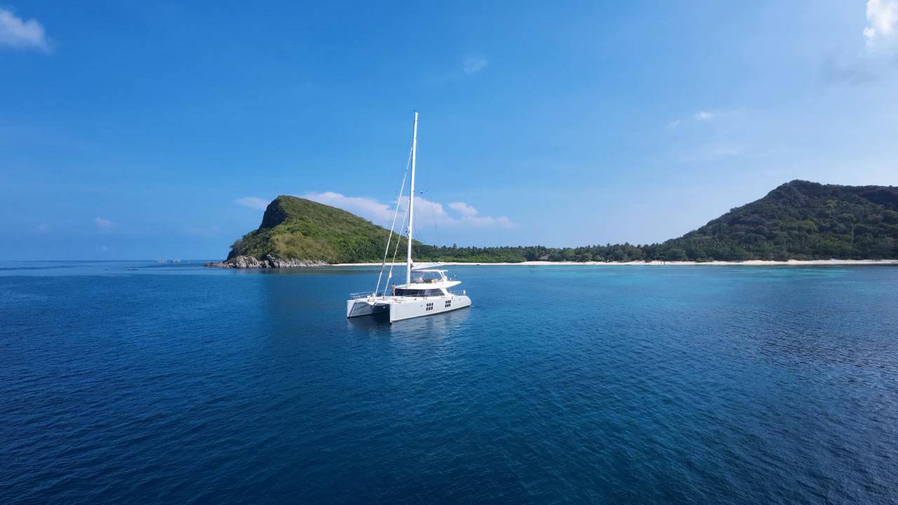 yacht charter el nido